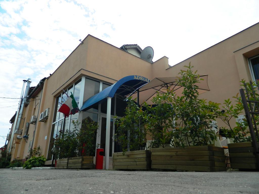 Hotel Adriatico Timişoara Exterior foto